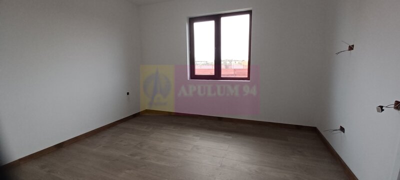 Sabareni, casa noua, 3 camere, 2 bai, bucatarie, terasa, pivnita